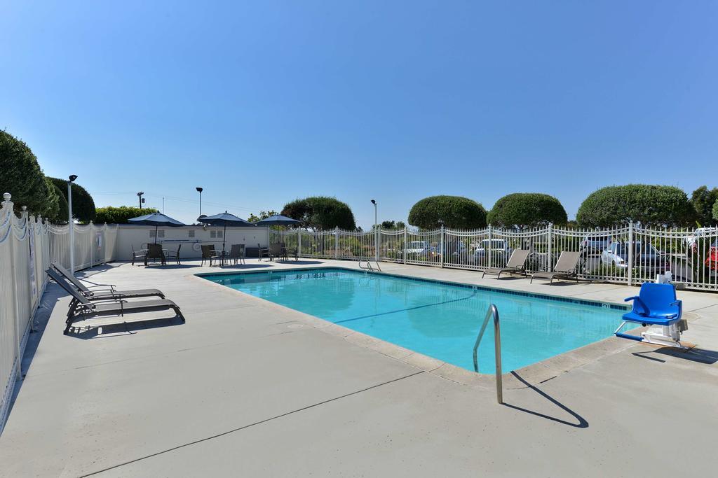 Motel 6-Vista, Ca Exteriér fotografie