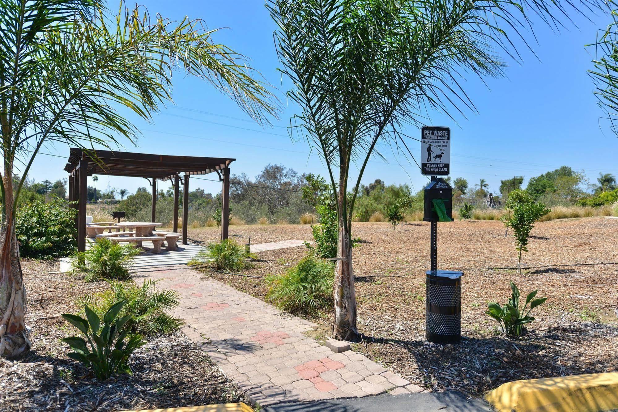 Motel 6-Vista, Ca Exteriér fotografie