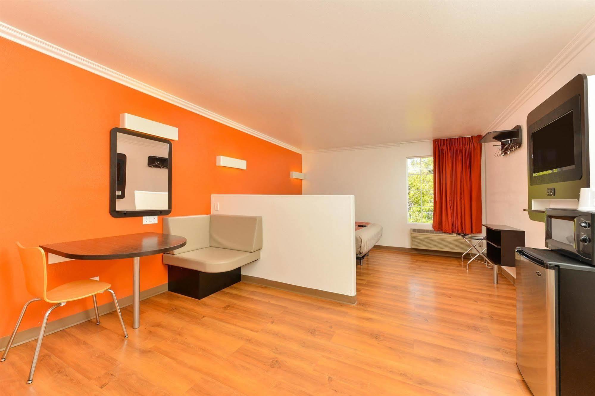 Motel 6-Vista, Ca Exteriér fotografie
