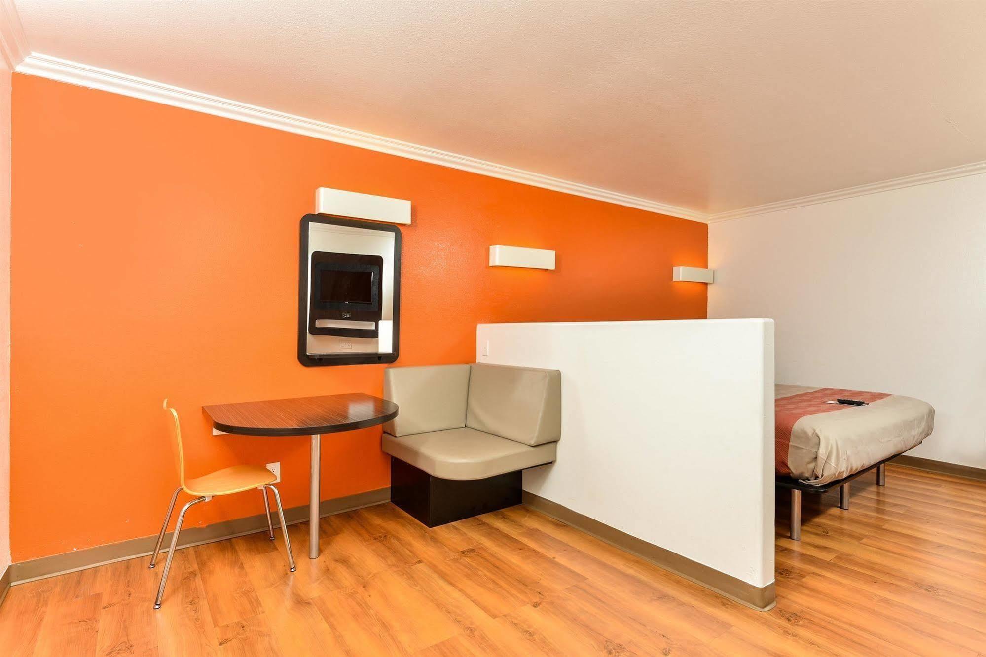Motel 6-Vista, Ca Exteriér fotografie